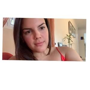 Meet your Posher, María